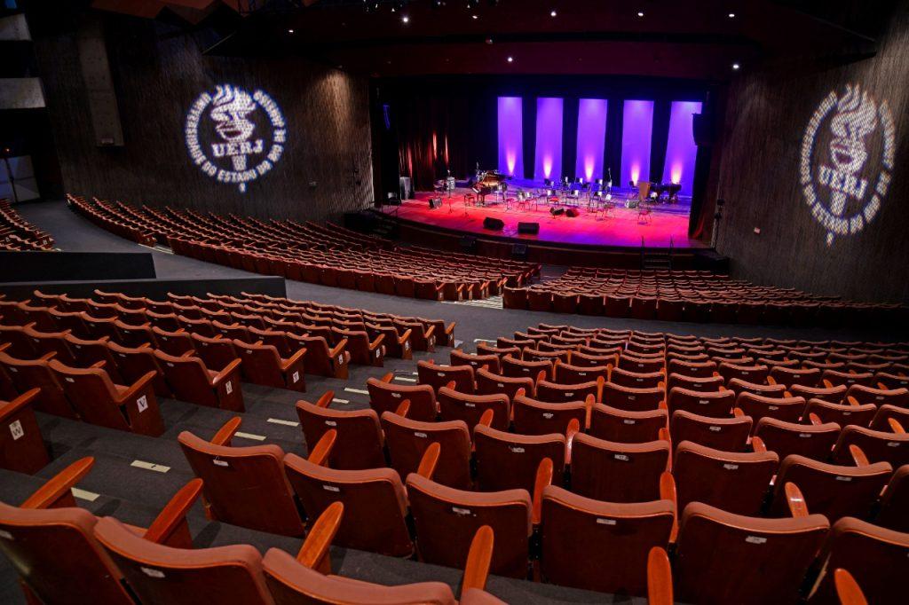 1ª CONVOCATÓRIA PARA RESIDÊNCIAS ARTÍSTICAS E OCUPAÇÃO DOS TEATROS DA UERJ