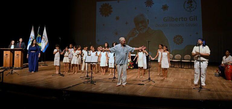 Título de Doutor Honoris Causa para Gilberto Gil